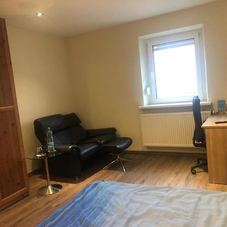 נירנברג Calm Spacy Room, Own Modern Bath, Near Center, To 1 Person Or A Couple - Not Suitable For Craftsmen, Not Accepted - Privatly Rented מראה חיצוני תמונה