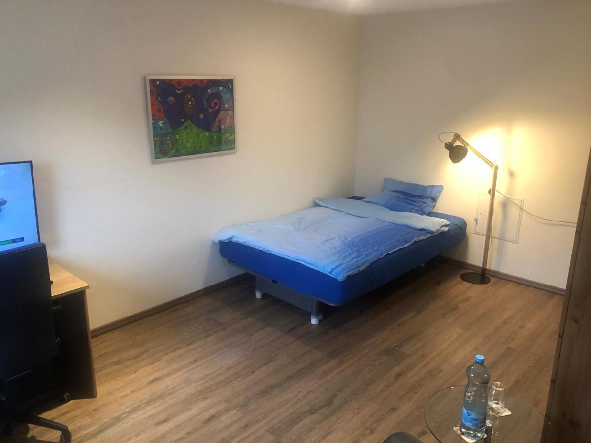 נירנברג Calm Spacy Room, Own Modern Bath, Near Center, To 1 Person Or A Couple - Not Suitable For Craftsmen, Not Accepted - Privatly Rented מראה חיצוני תמונה