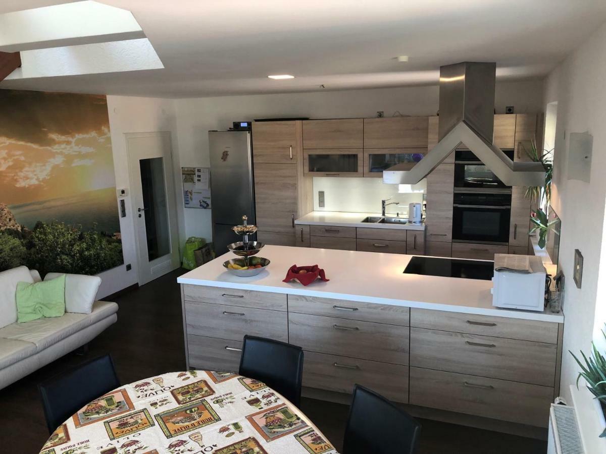 נירנברג Calm Spacy Room, Own Modern Bath, Near Center, To 1 Person Or A Couple - Not Suitable For Craftsmen, Not Accepted - Privatly Rented מראה חיצוני תמונה