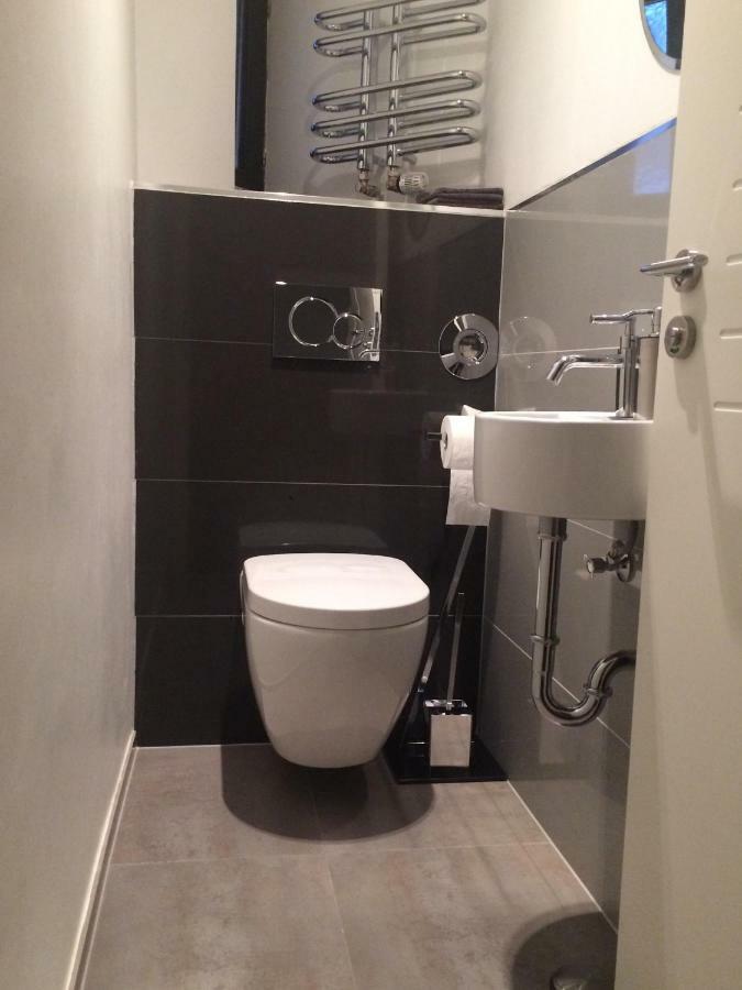 נירנברג Calm Spacy Room, Own Modern Bath, Near Center, To 1 Person Or A Couple - Not Suitable For Craftsmen, Not Accepted - Privatly Rented מראה חיצוני תמונה
